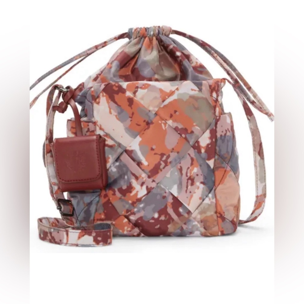 Beautiful 🤩 Vince Camuto Woven Nylon Bucket Bag CROSSBODY/MULTI TIE